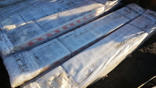 Pair of 2.5m 3.3t aluminium ramps