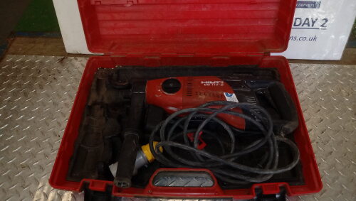 HILTI DD110-D 110v core drill c/w case