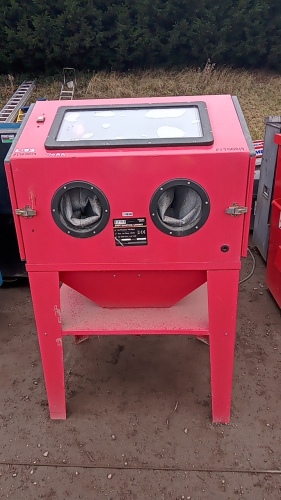 SEALEY shot blasting cabinet