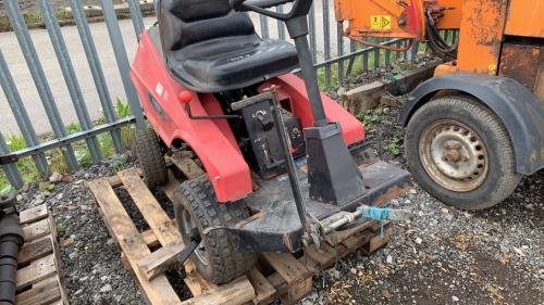 CASTLE petrol lawn mower (spares or repairs)