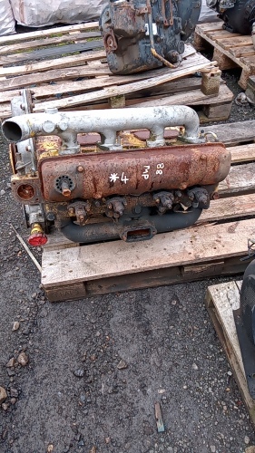 DAVID BROWN 4-cylinder diesel engine (spares)