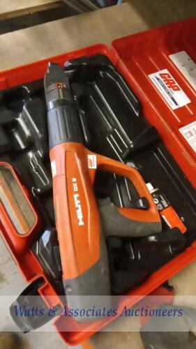 HILTI DX5 stud gun c/w case