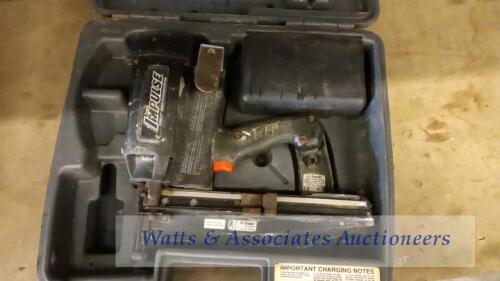 PASLODE IMPULSE IM250 nail gun c/w case