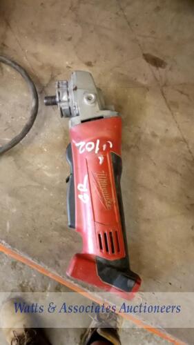 MILWAUKEE 18v cordless grinder