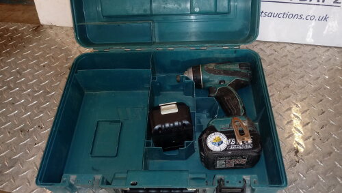 MAKITA 18v cordless tec gun c/w case