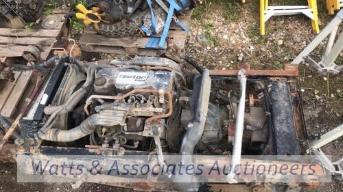 IVECO 4-cylinder engine c/w box