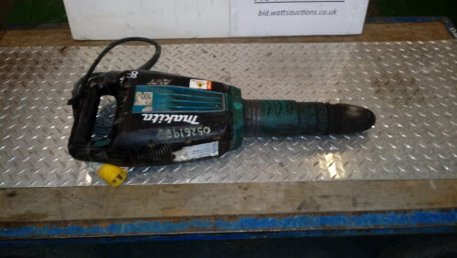 MAKITA HM1214C 110v breaker